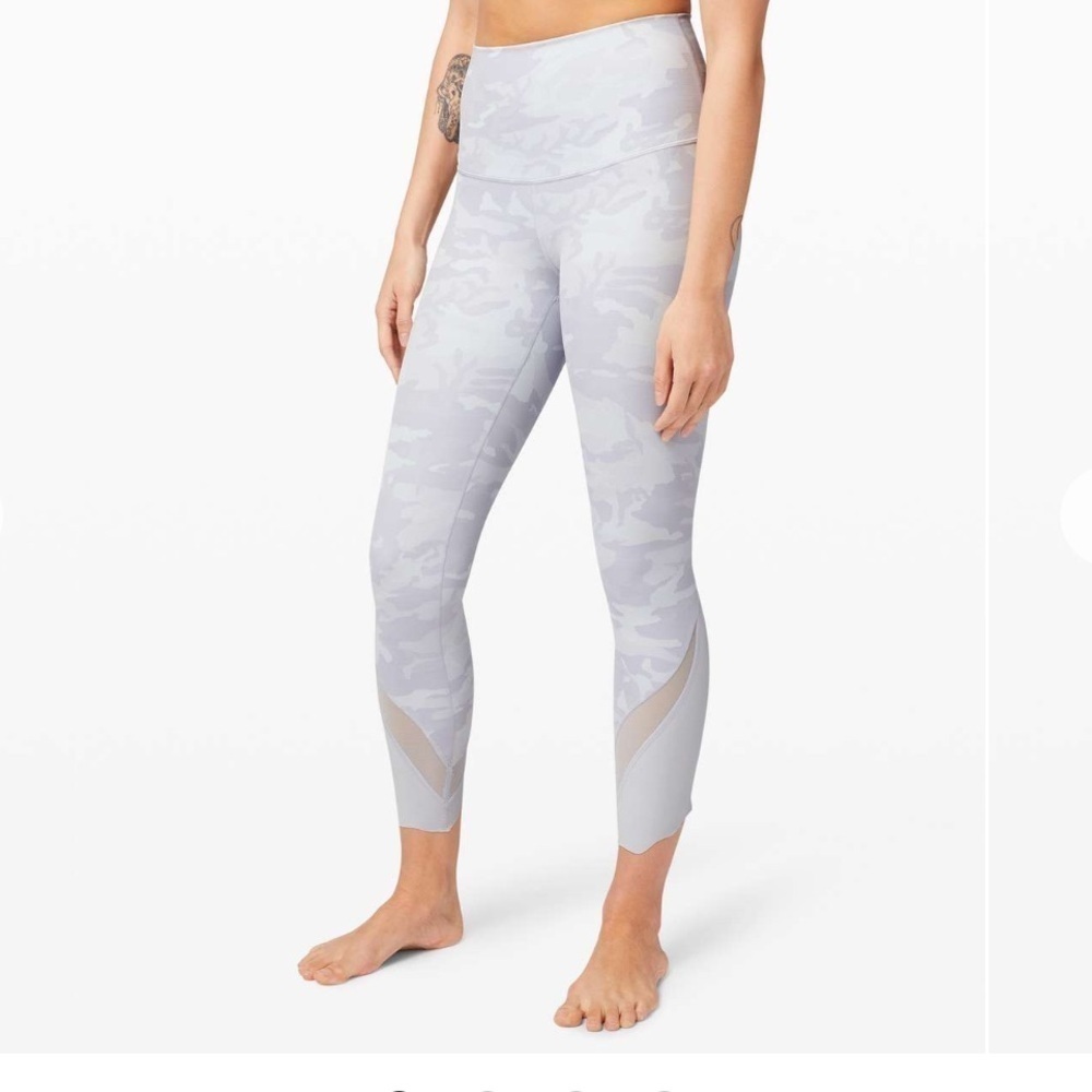 Lululemon Wunder Under High-Rise *Roll Down Scallop Full-On Luxtreme 23" size 10